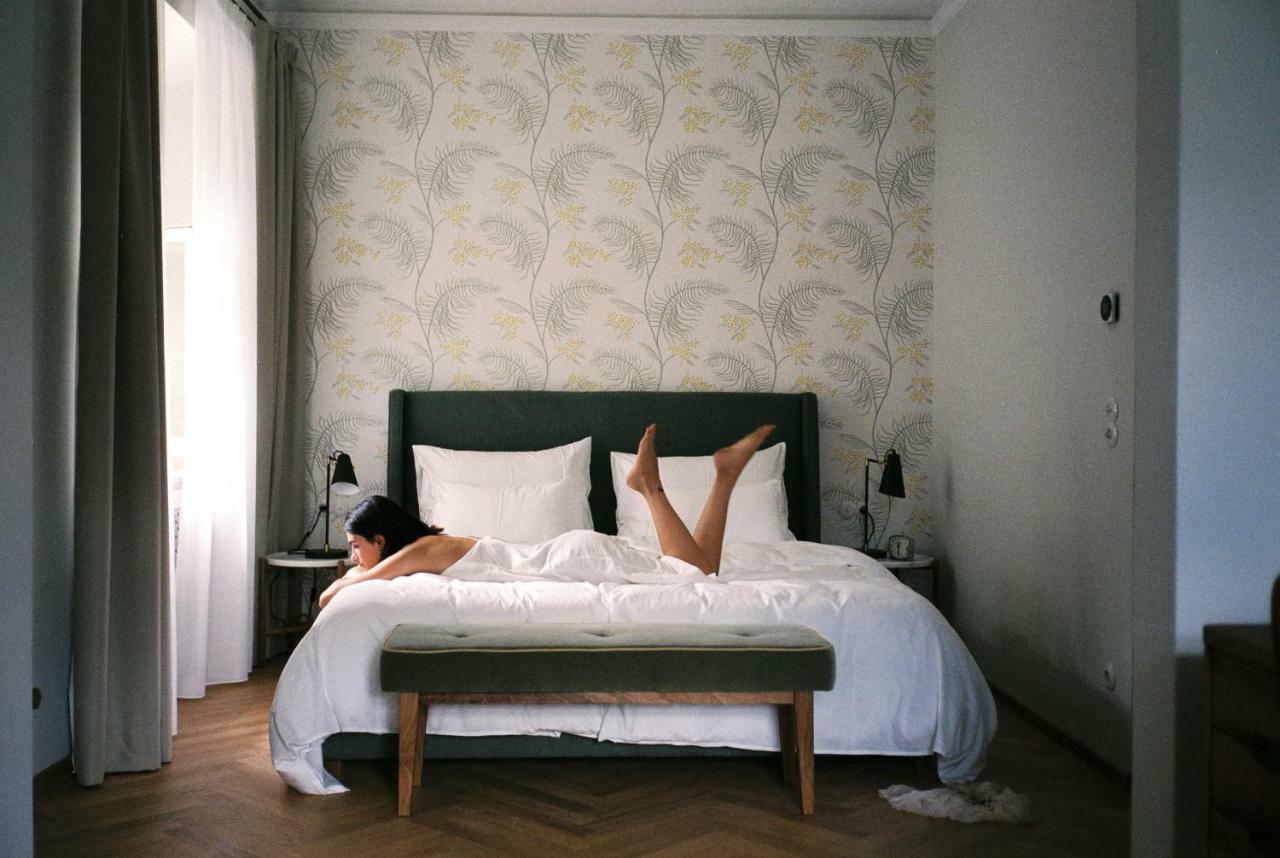Villa Arnica Lana Bagian luar foto